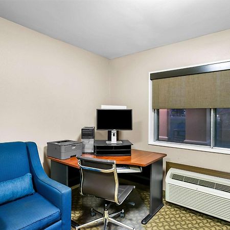 Comfort Inn Red Horse Frederick Extérieur photo